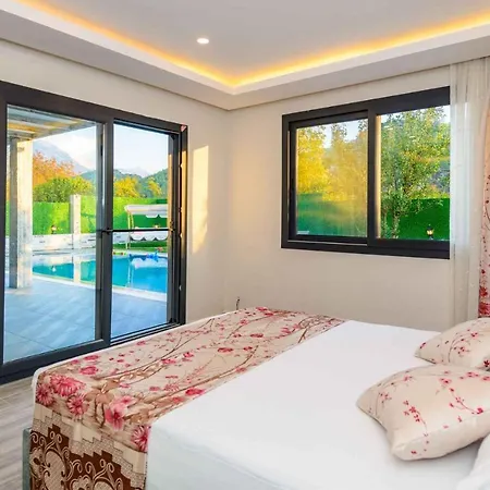 Exclusive With Private Pool, 1001 * 费特希耶