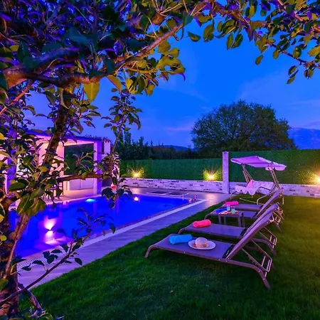 Exclusive With Private Pool, 1001 别墅 费特希耶